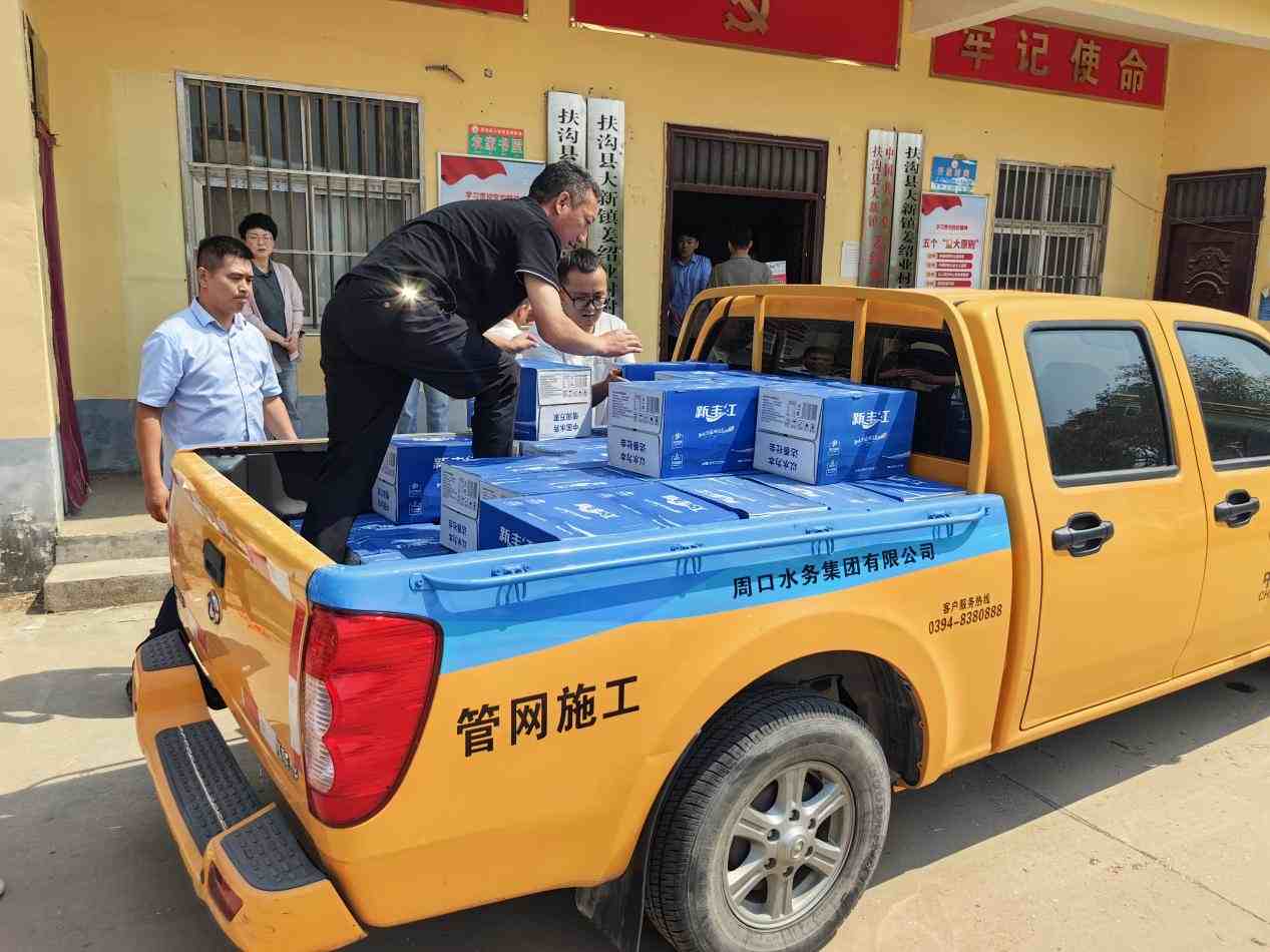 夏粮抢收正当时，志愿服务暖民心